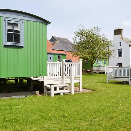 Hannahs Shepherds Hut - Uk43564 Bowness-on-Solway