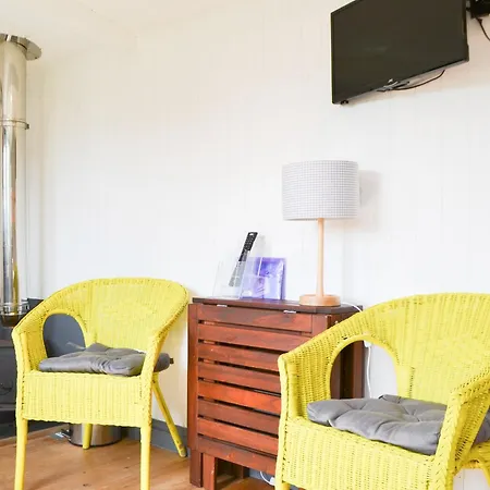 Hannahs Shepherds Hut - Uk43564 Vakantiehuis