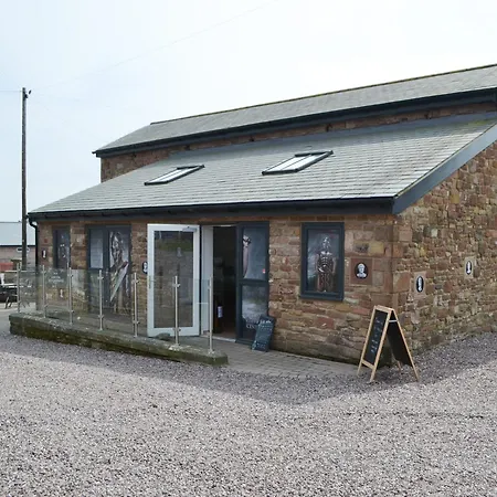 Hannahs Shepherds Hut - Uk43564